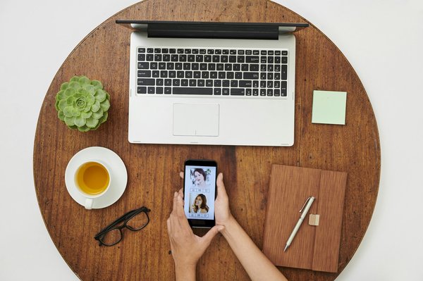 Tiilt avis : découvrez les avantages et inconvénients de l'appli